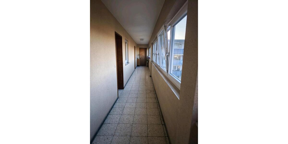 Etagenwohnung Sachsenheim - 1 Zimmer, 39 m&sup2;, 650&euro; | Angebot:25870583