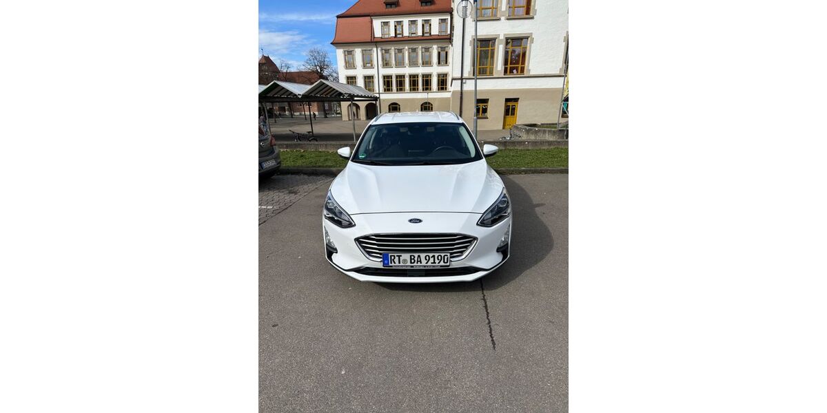 Ford Focus 103.000 km 12.999 &euro; Metzingen 72555