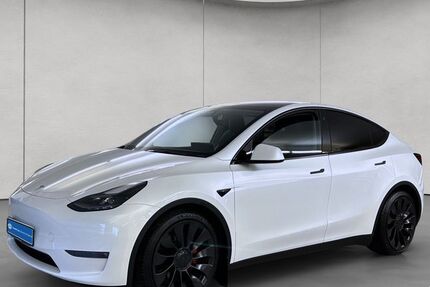 Tesla Model Y 10.707 km 40.980 &euro; Esslingen 73730