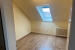 Dachgeschoßwohnung Leonberg - 4 Zimmer, 75 m&sup2;, 1.650&euro; | Angebot:24487529