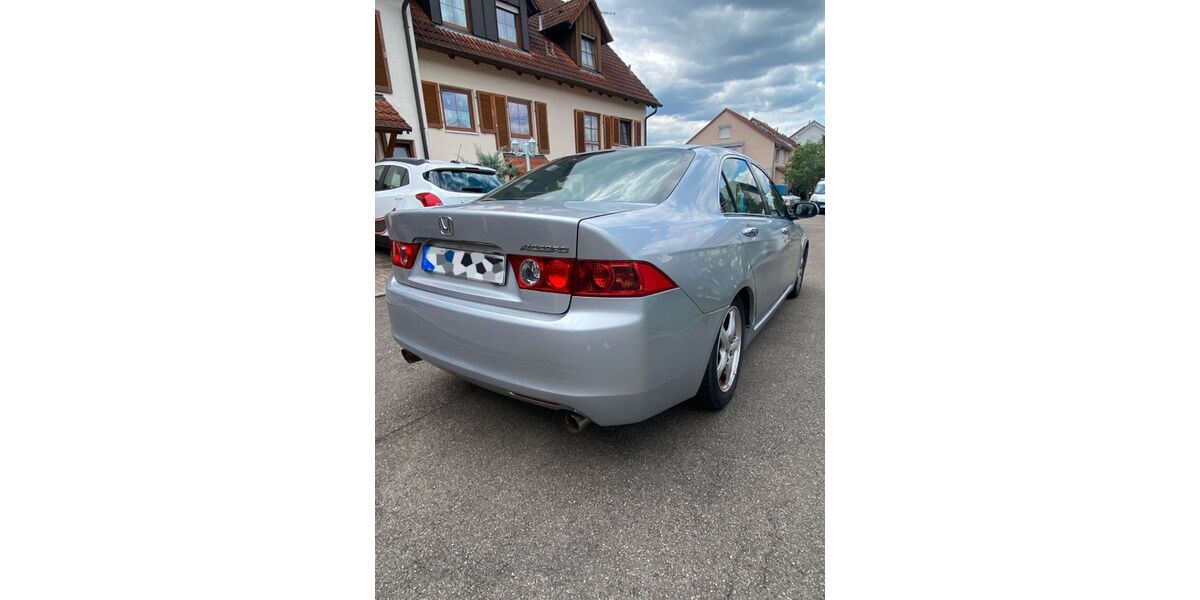 Honda Accord 185.000 km 5.000 &euro; Denkendorf 73770