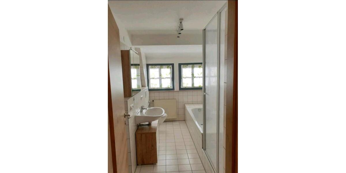 Dachgeschoßwohnung Rottenburg am Neckar - 2 Zimmer, 65 m&sup2;, 255.000&euro; | Angebot:27533983