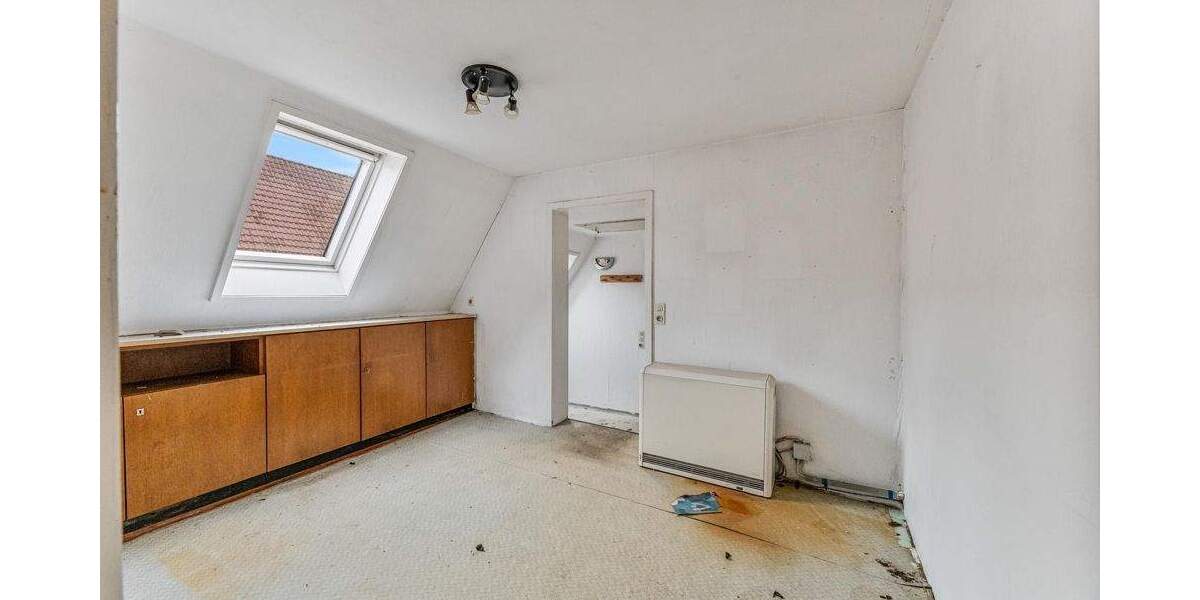 ++ Handwerker gesucht: DHH zum Wiederbeleben - sofort verfügbar ++ 7 zimmer