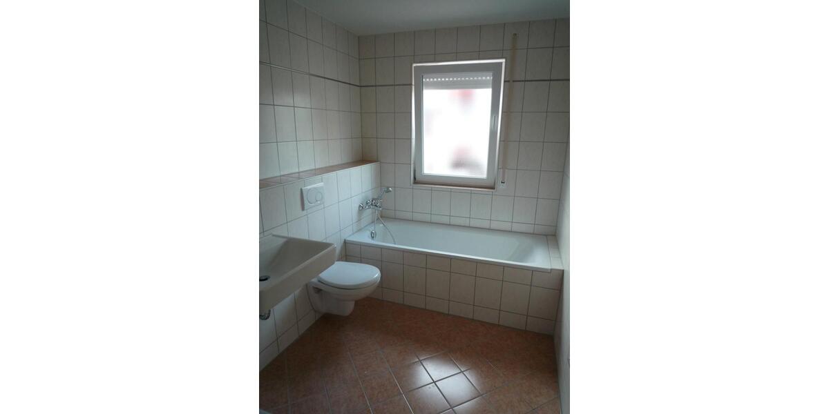Erdgeschoßwohnung Böblingen - 5 Zimmer, 98 m&sup2;, 430.000&euro; | Angebot:26840340