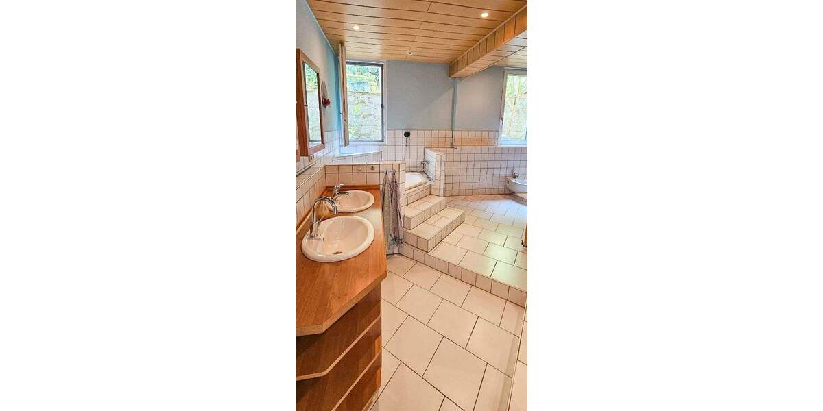 Etagenwohnung Esslingen Stadtmitte - 5 Zimmer, 153 m&sup2;, 589.000&euro; | Angebot:24368634