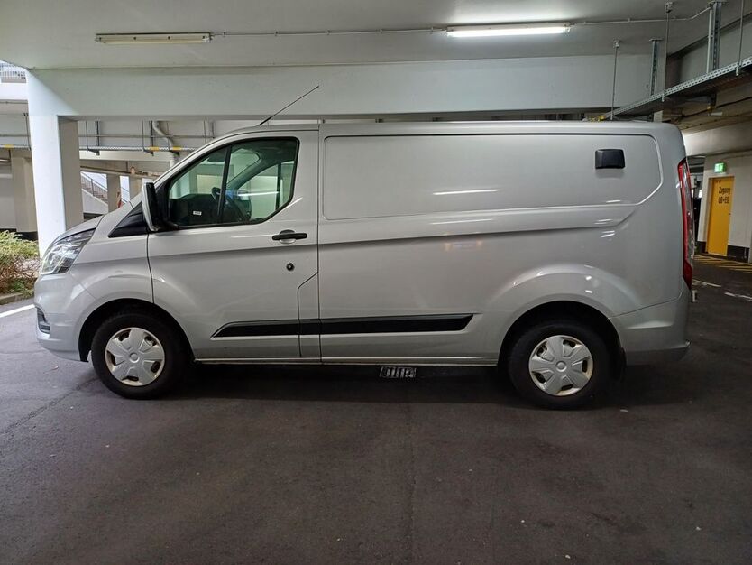 Ford Transit Custom 157.000 km 14.990 € Esslingen am Neckar 73733