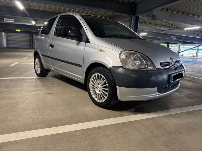 Yaris