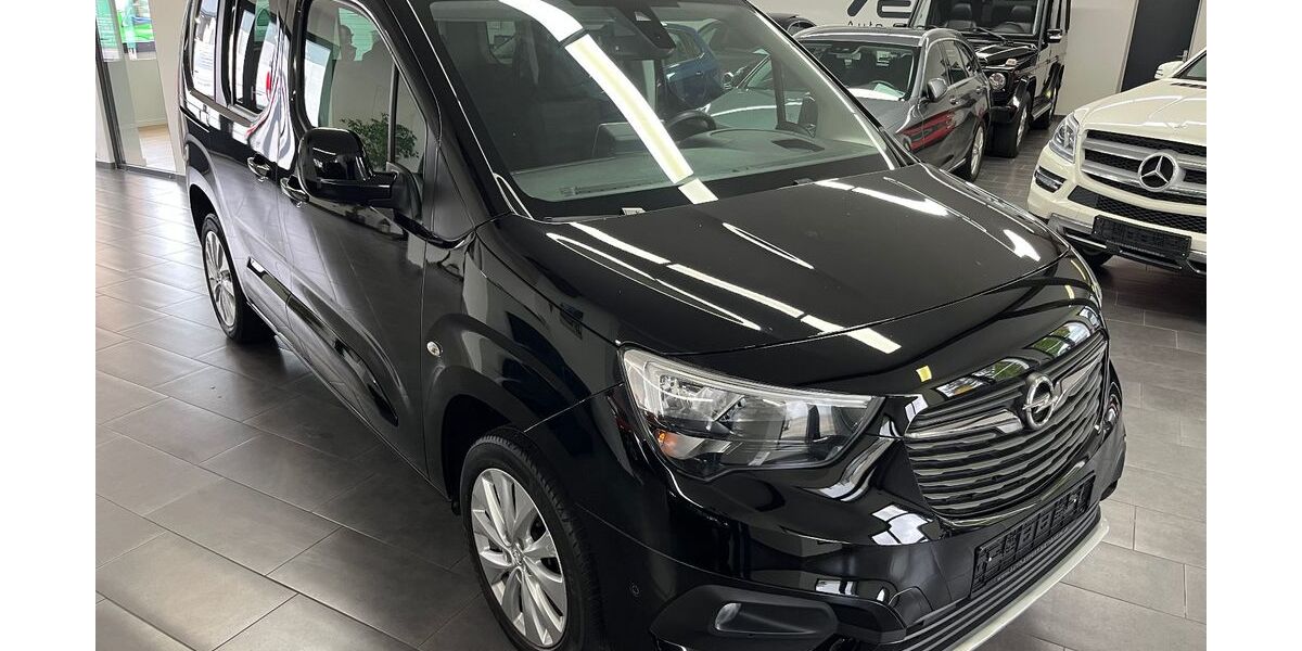 Opel Combo 96.400 km 17.999 &euro; Bietigheim-Bissingen 74321