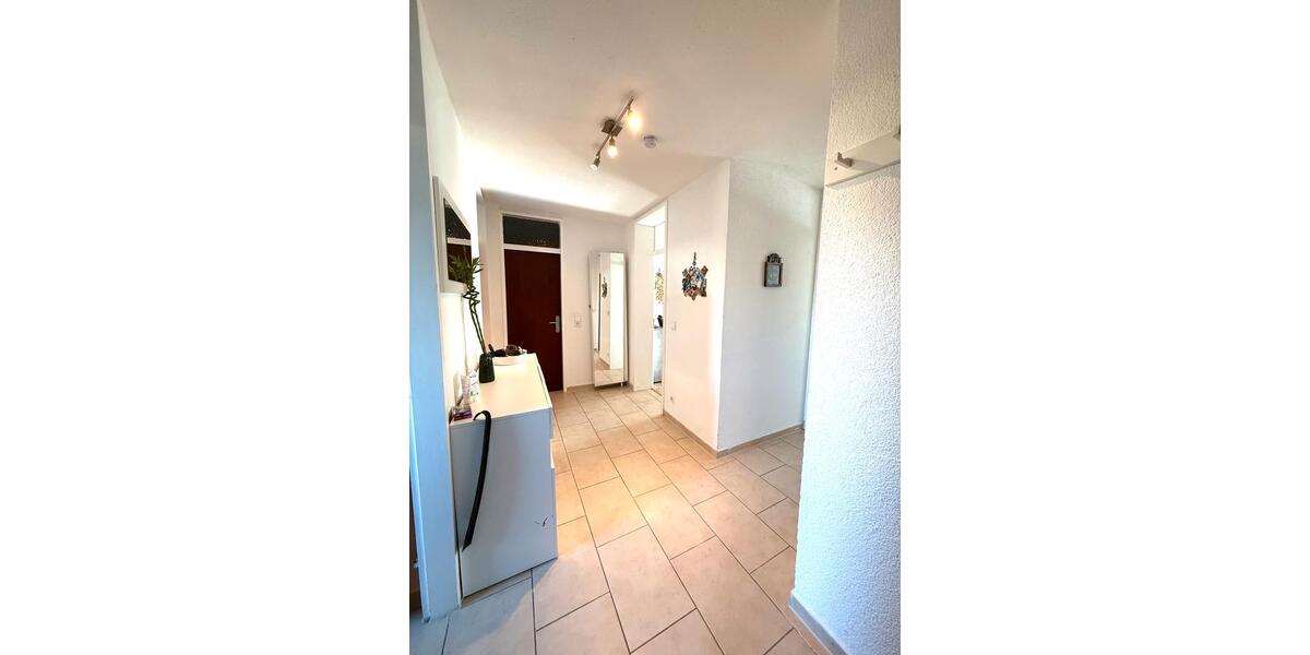 Etagenwohnung Sachsenheim - 3 Zimmer, 83 m&sup2;, 319.000&euro; | Angebot:25883502