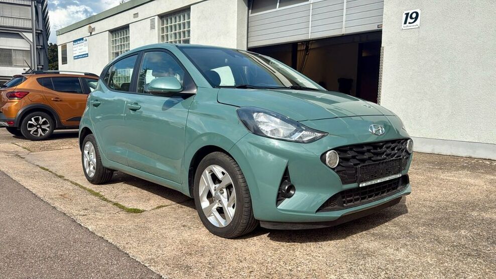 Hyundai i10 31.800 km 13.990 € Filderstadt 70794