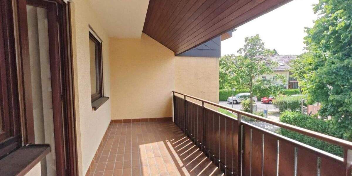 Reihenmittelhaus Pforzheim Büchenbronn - 5 Zimmer, 102 m&sup2;, 320.000&euro; | Angebot:25707655