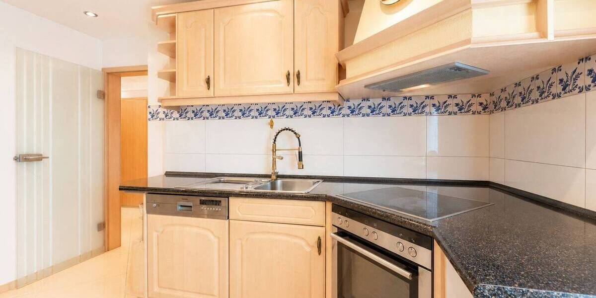 Reihenmittelhaus Stuttgart Rot - 6 Zimmer, 121 m&sup2;, 660.000&euro; | Angebot:26797804