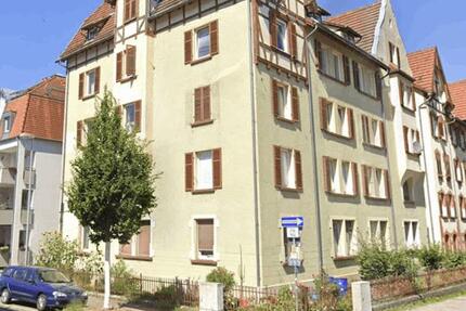 Gut geschnittene Altbauwohnung mit Platz für die ganze Familie! 4 zimmer