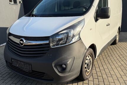 Opel Vivaro 266.000 km 5.990 &euro; Gärtringen 71116