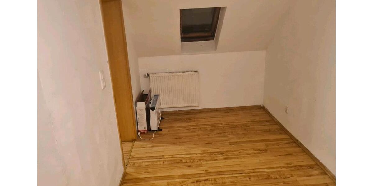 Dachgeschoßwohnung Stuttgart Stuttgart-Mitte - 3 Zimmer, 60 m&sup2;, 1.150&euro; | Angebot:26454712