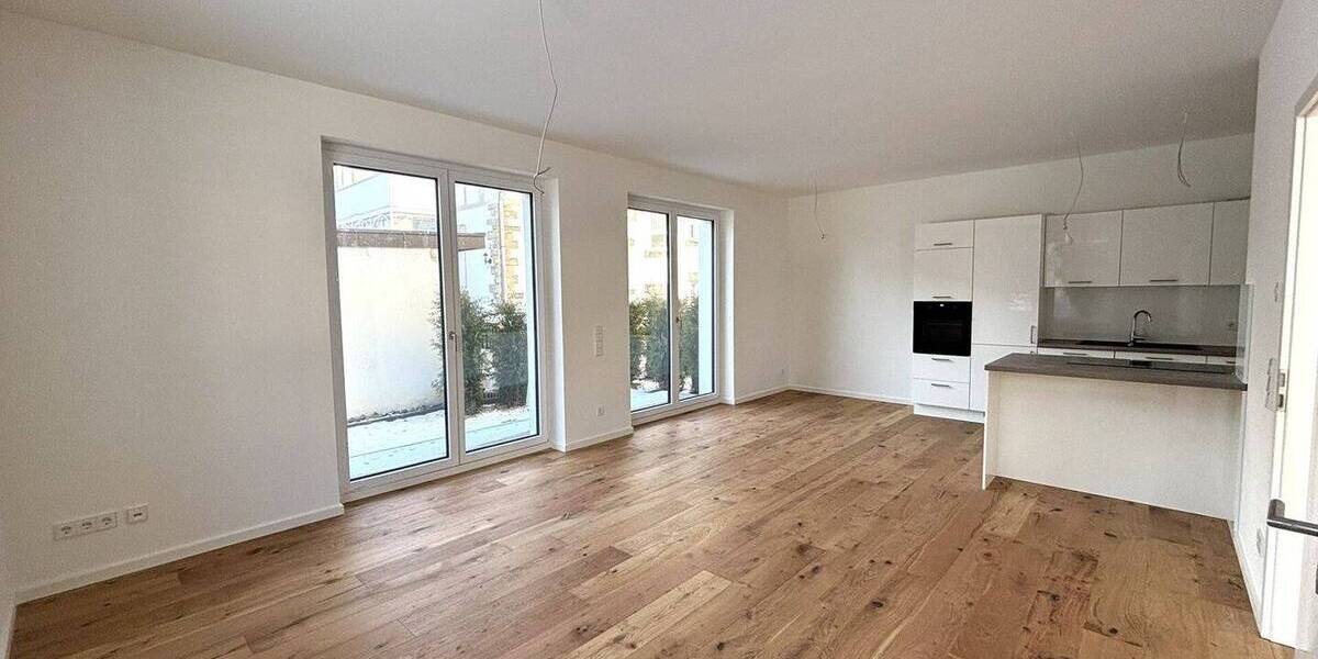 Etagenwohnung Sindelfingen Mitte - 2 Zimmer, 89 m&sup2;, 1.280&euro; | Angebot:26190952