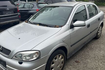 Opel Astra 212.412 km 1.599 € Reutlingen 72766