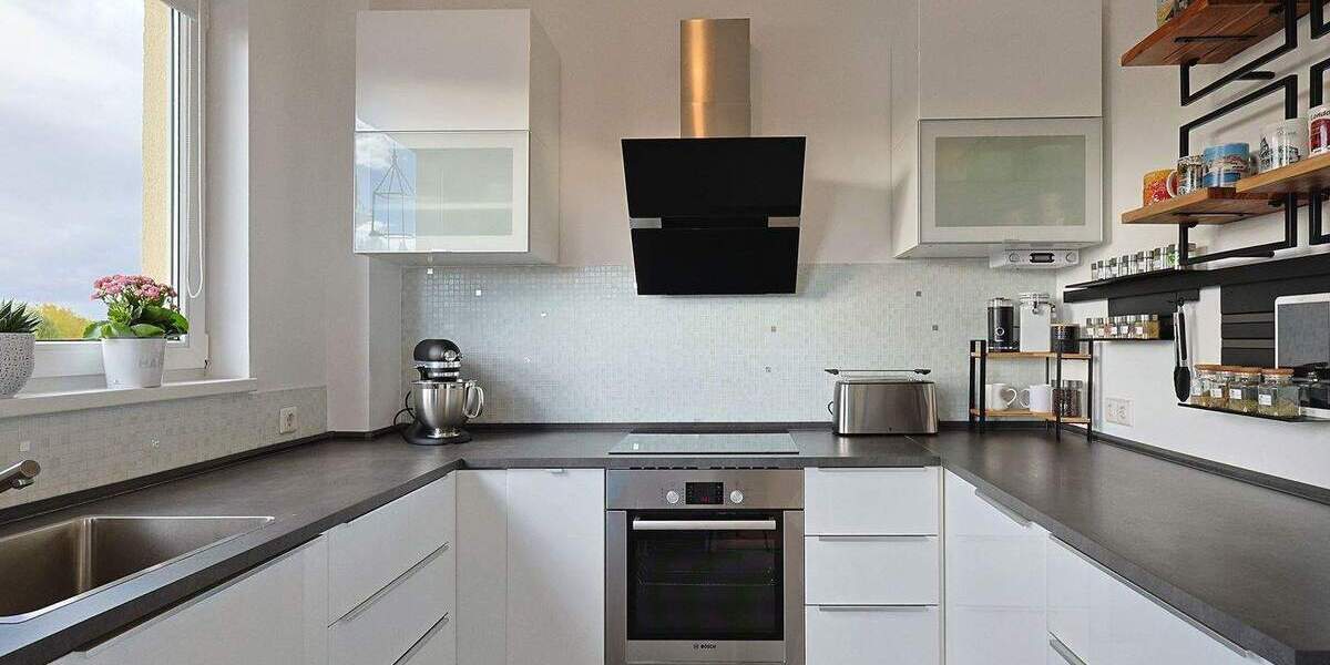 Moderne, lichtdurchflutete Wohnung mit 2 Balkonen und traumhaftem Weitblick in Pattonville 3 zimmer