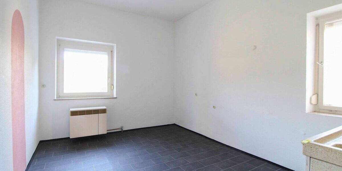 Mehrfamilienhaus, Wohnhaus Stuttgart Botnang - 9 Zimmer, 204 m&sup2;, 980.000&euro; | Angebot:26741539