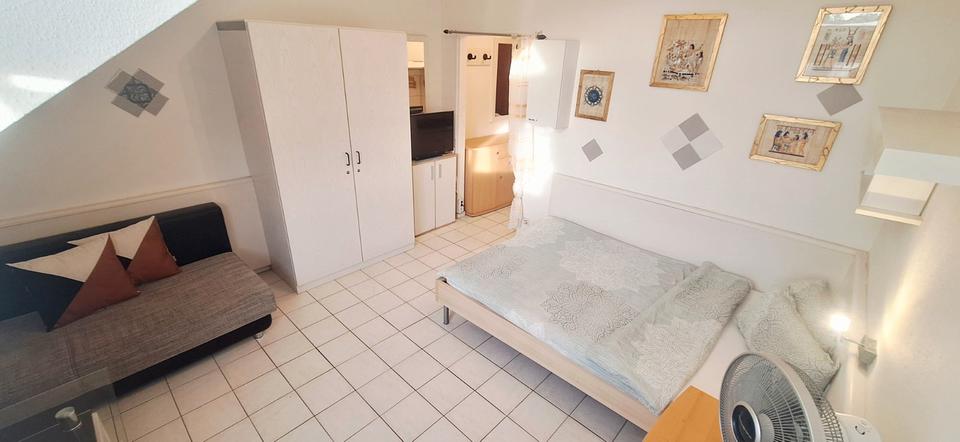 Etagenwohnung Esslingen am Neckar Oberesslingen - 1 Zimmer, 29 m&sup2;, 710&euro; | Angebot:27554303