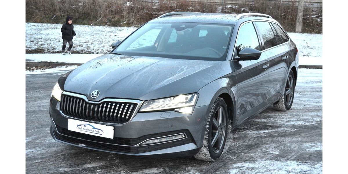 Skoda Superb 157.600 km 25.950 &euro; Stuttgart 70499