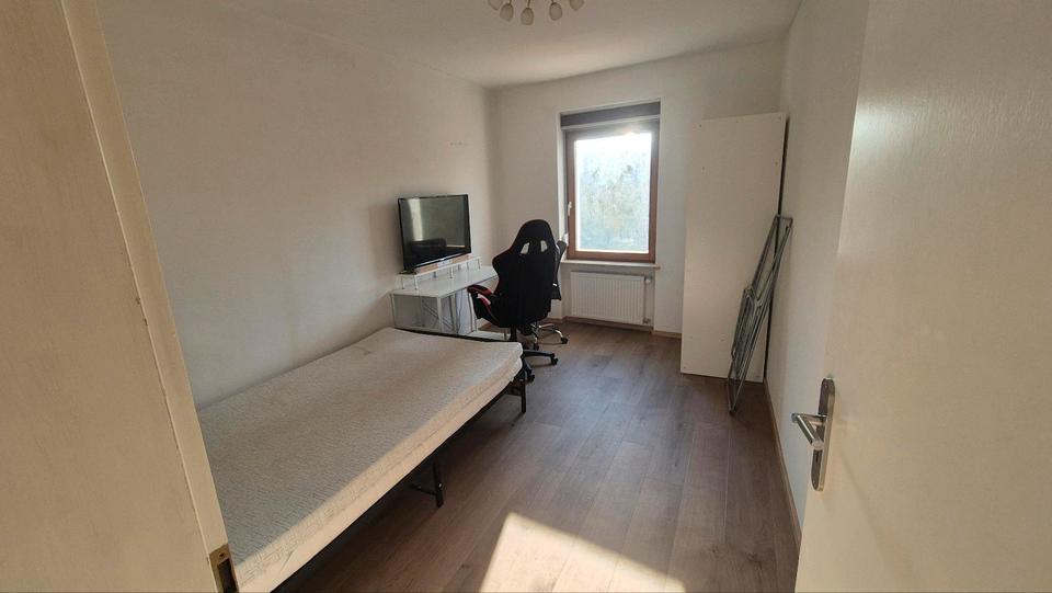 Reihenhaus Pforzheim - 6 Zimmer, 150 m&sup2;, 390.000&euro; | Angebot:25800893