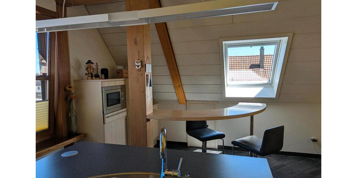 Dachgeschoßwohnung Jettingen - 3 Zimmer, 120 m&sup2;, 389.000&euro; | Angebot:24300540