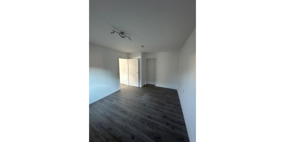 Erdgeschoßwohnung Esslingen am Neckar Hegensberg - 3 Zimmer, 58 m&sup2;, 850&euro; | Angebot:24294429