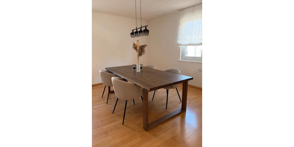 Einfamilienhaus Neuhausen - 4 Zimmer, 114 m&sup2;, 1.350&euro; | Angebot:27620328