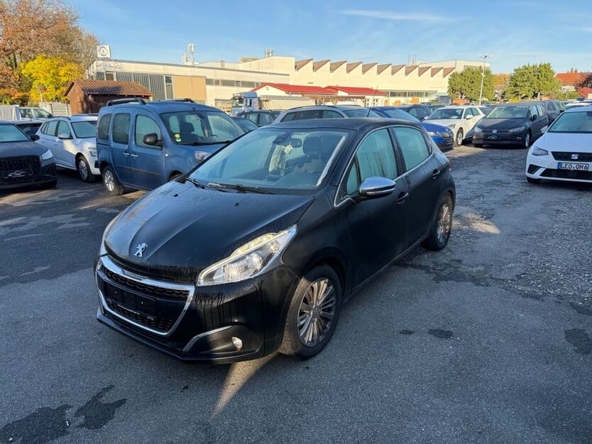 Peugeot 208 99.675 km 7.990 € Sindelfingen 71065