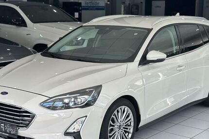 Ford Focus 93.000 km 14.990 € Weil im Schönbuch 71093