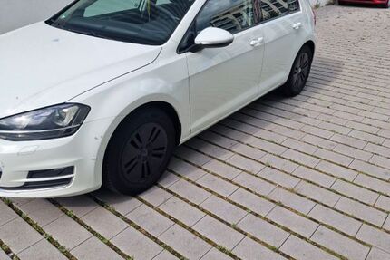 VW Golf 253.348 km 7.000 &euro; Stuttgart 70437