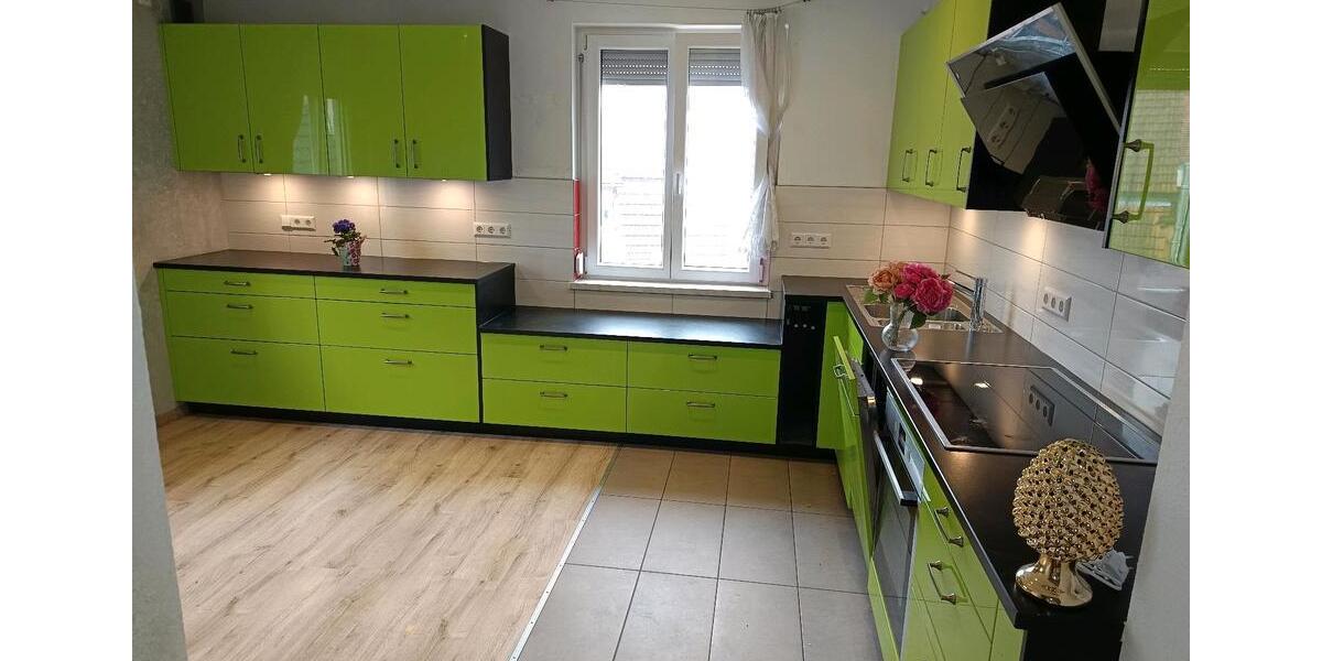Etagenwohnung Markgröningen - 4.5 Zimmer, 110 m&sup2;, 1.280&euro; | Angebot:24811610