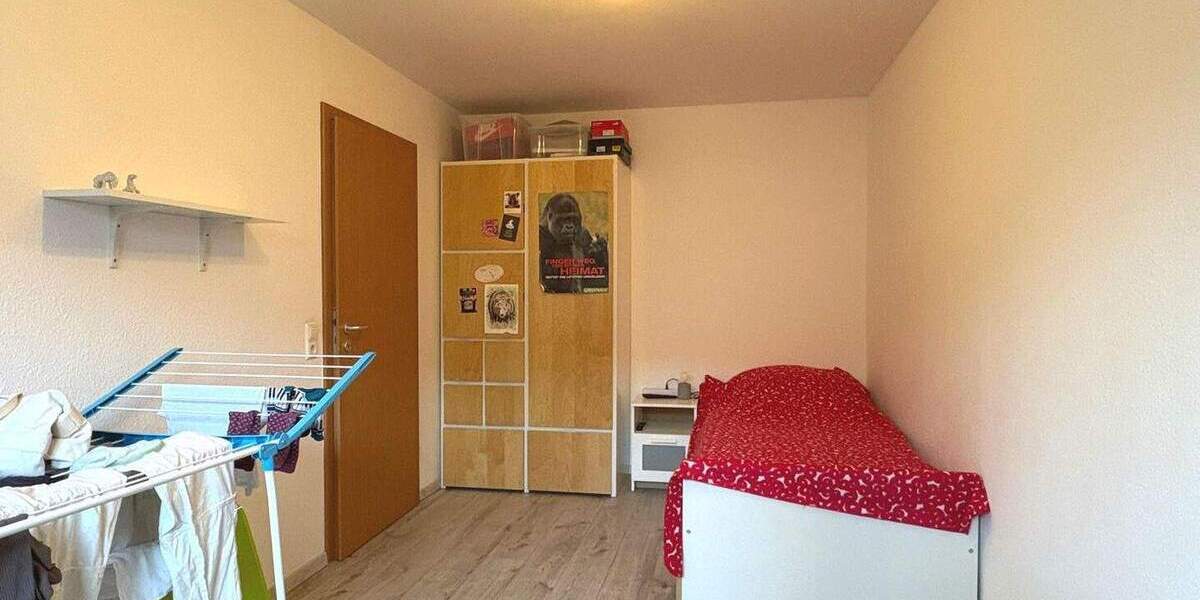 Reihenmittelhaus Stuttgart Vaihingen - 6 Zimmer, 150 m&sup2;, 729.000&euro; | Angebot:24836482