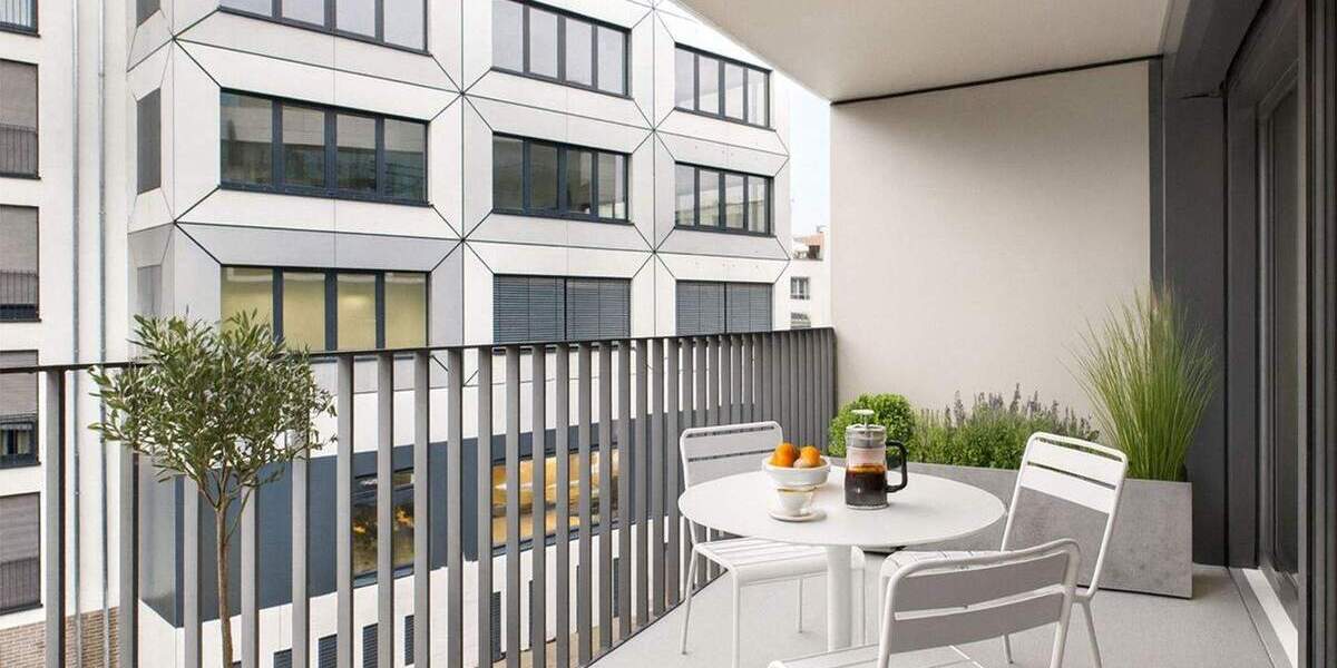 Etagenwohnung Stuttgart Feuerbach - 3 Zimmer, 94 m&sup2;, 2.020&euro; | Angebot:25772243