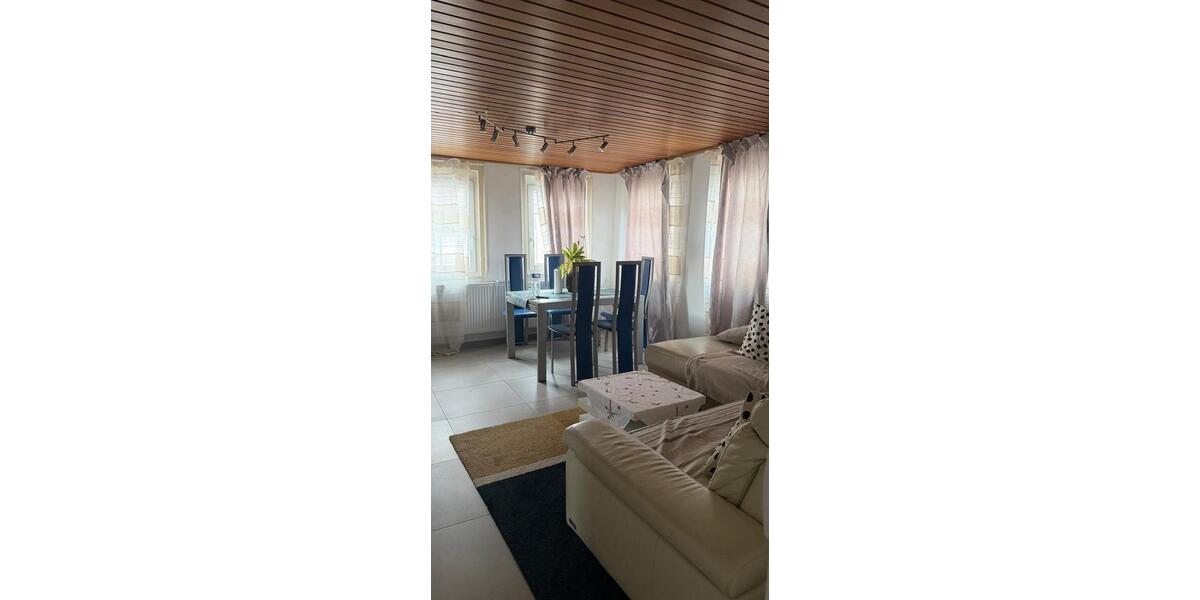 Einfamilienhaus Bondorf - 5 Zimmer, 180 m&sup2;, 1.900&euro; | Angebot:27620265