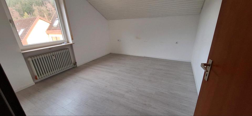 Dachgeschoßwohnung Bad Liebenzell - 2 Zimmer, 59 m&sup2;, 158.000&euro; | Angebot:24274597