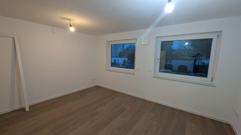 Erstbezug! Energetisch modernisiertes RMH, EBK, FBH, Terasse, etc 6 zimmer