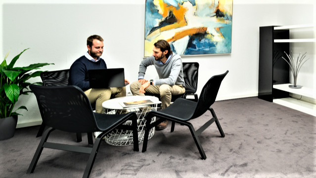 Freie Arbeitsplätze mit einem exzellenten Blick über Stuttgart - All-in-Miete