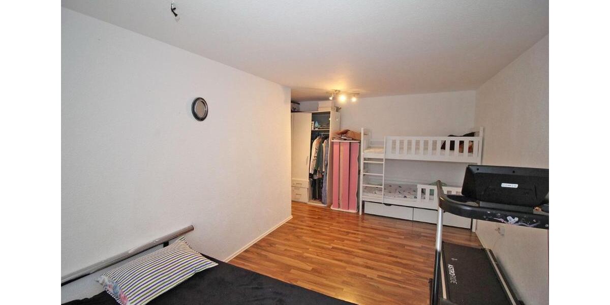 4,5-Zi OG-Wohnung mit TG- Stellplatz in Rutesheim 4 zimmer