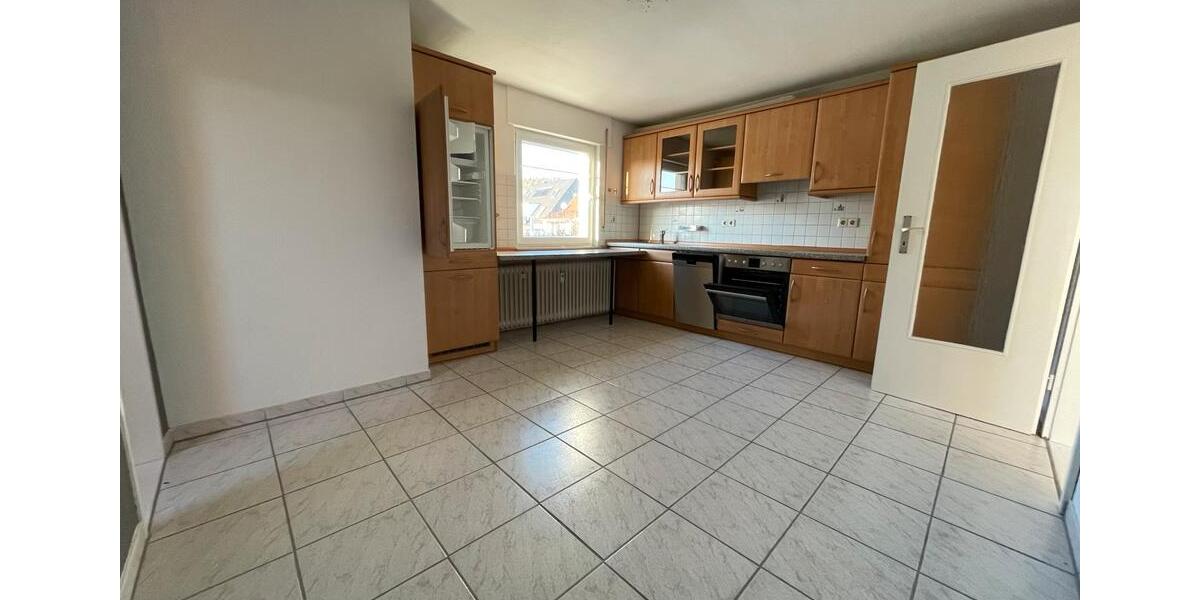 Etagenwohnung Rottenburg am Neckar - 3 Zimmer, 70 m&sup2;, 820&euro; | Angebot:24831877