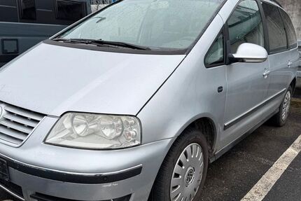 VW Sharan 312.299 km 1.299 &euro; Stuttgart 70197