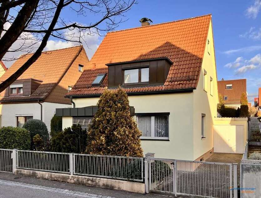 Haus zum Kaufen in Stuttgart 610.000 € 127 m²