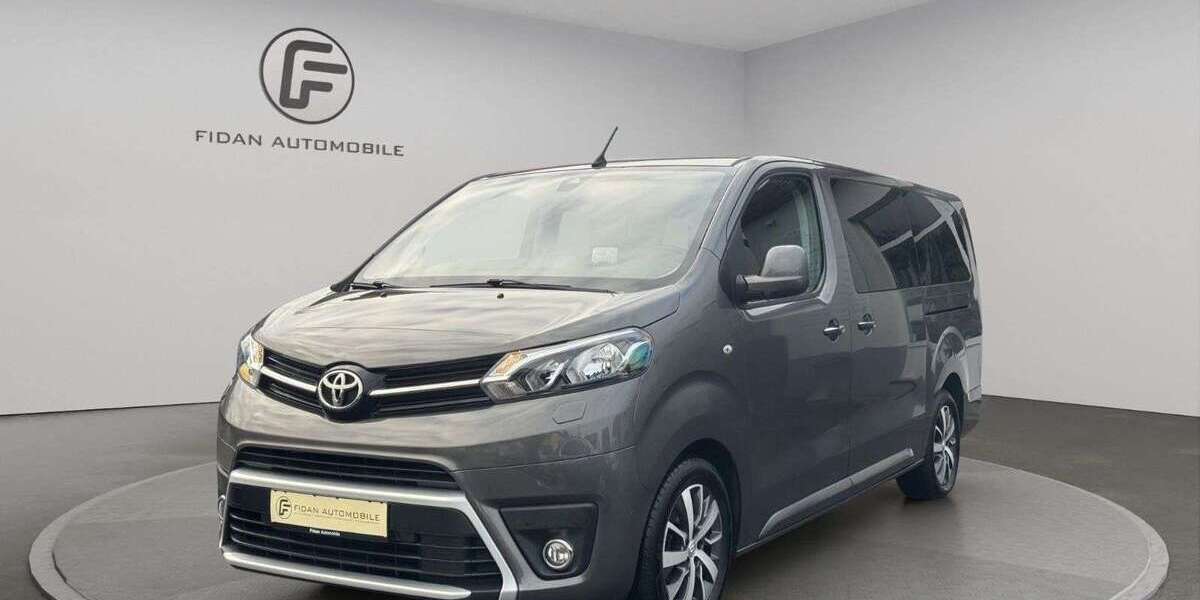 Toyota Proace 89.000 km 28.850 € Sindelfingen 71065