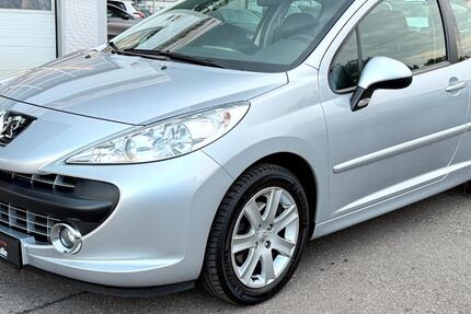 Peugeot 207 68.000 km 5.900 &euro; Calw 75365