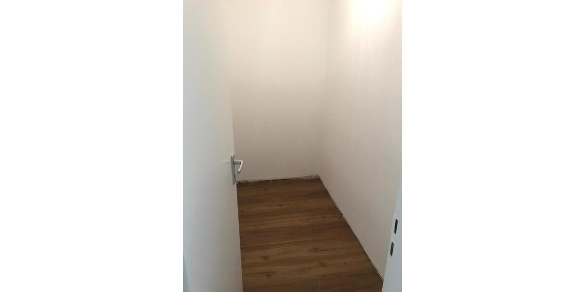 Etagenwohnung Esslingen am Neckar Oberesslingen - 4 Zimmer, 94 m&sup2;, 1.092&euro; | Angebot:24625249