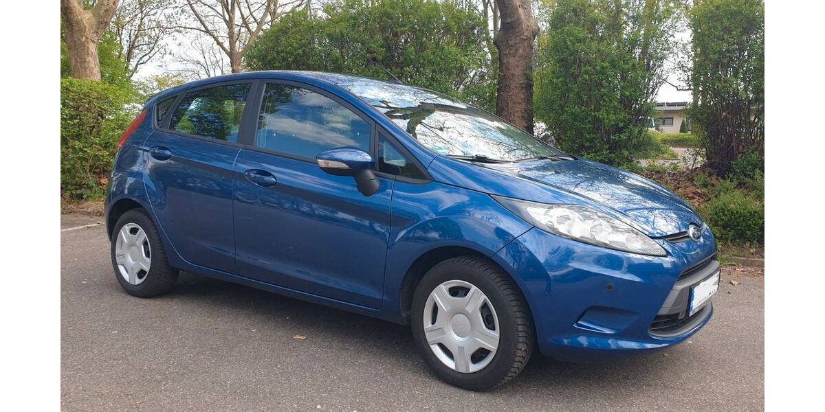 Ford Fiesta 101.448 km 4.290 &euro; Fellbach 70736