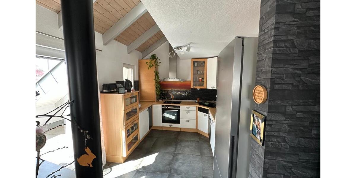 Dachgeschoßwohnung Filderstadt - 4.5 Zimmer, 127 m&sup2;, 498.000&euro; | Angebot:26757861