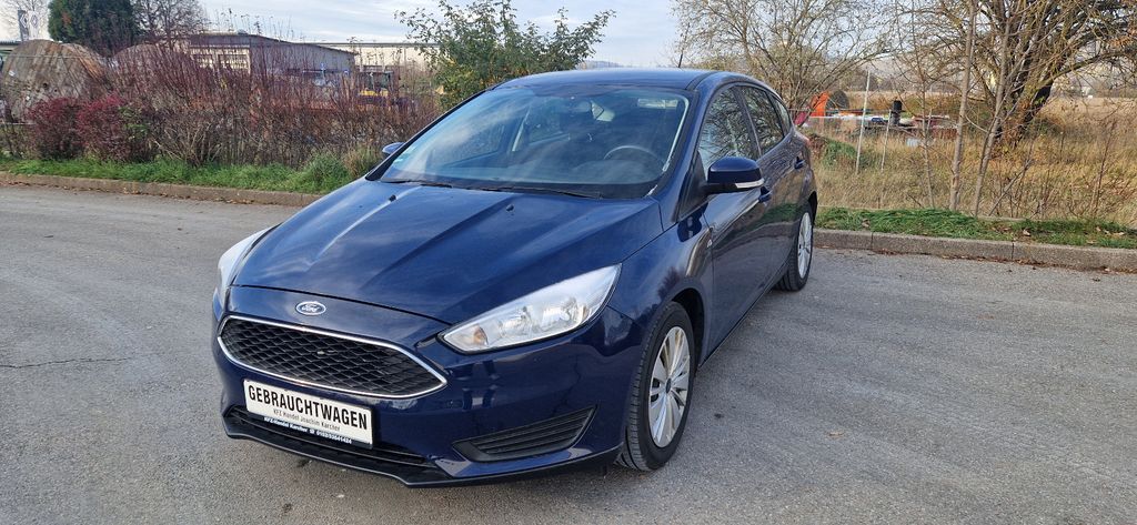 Ford Focus 102.000 km 5.989 &euro; Tübingen-Bühl 72072