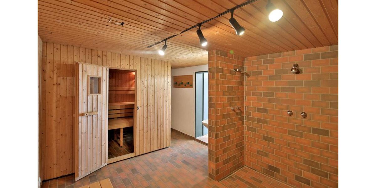 Doppelhaushälfte Pforzheim Büchenbronn - 5 Zimmer, 200 m&sup2;, 1.400&euro; | Angebot:23737073